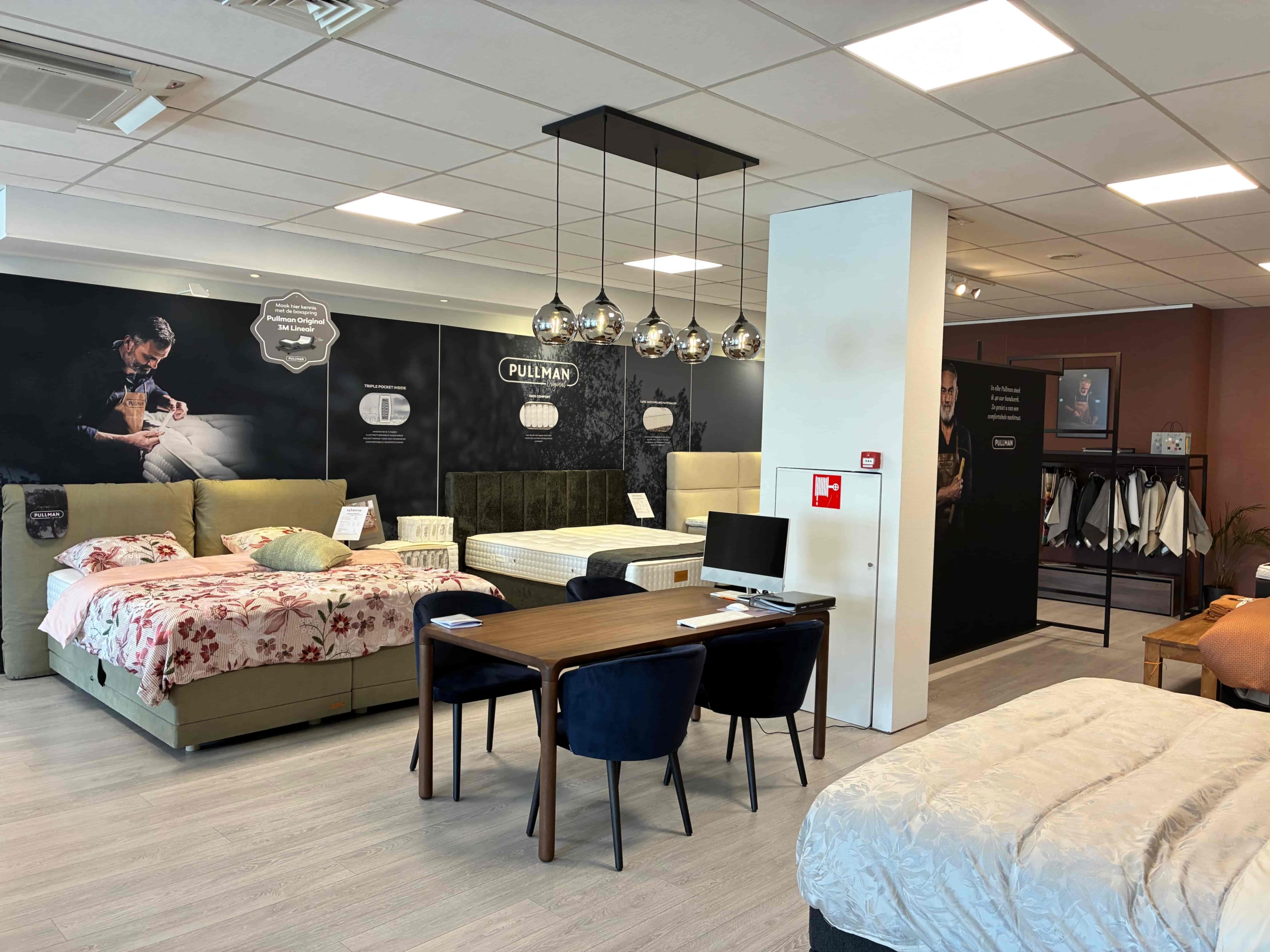 Showroom Boxspringspecialist van der Horst Waddinxveen