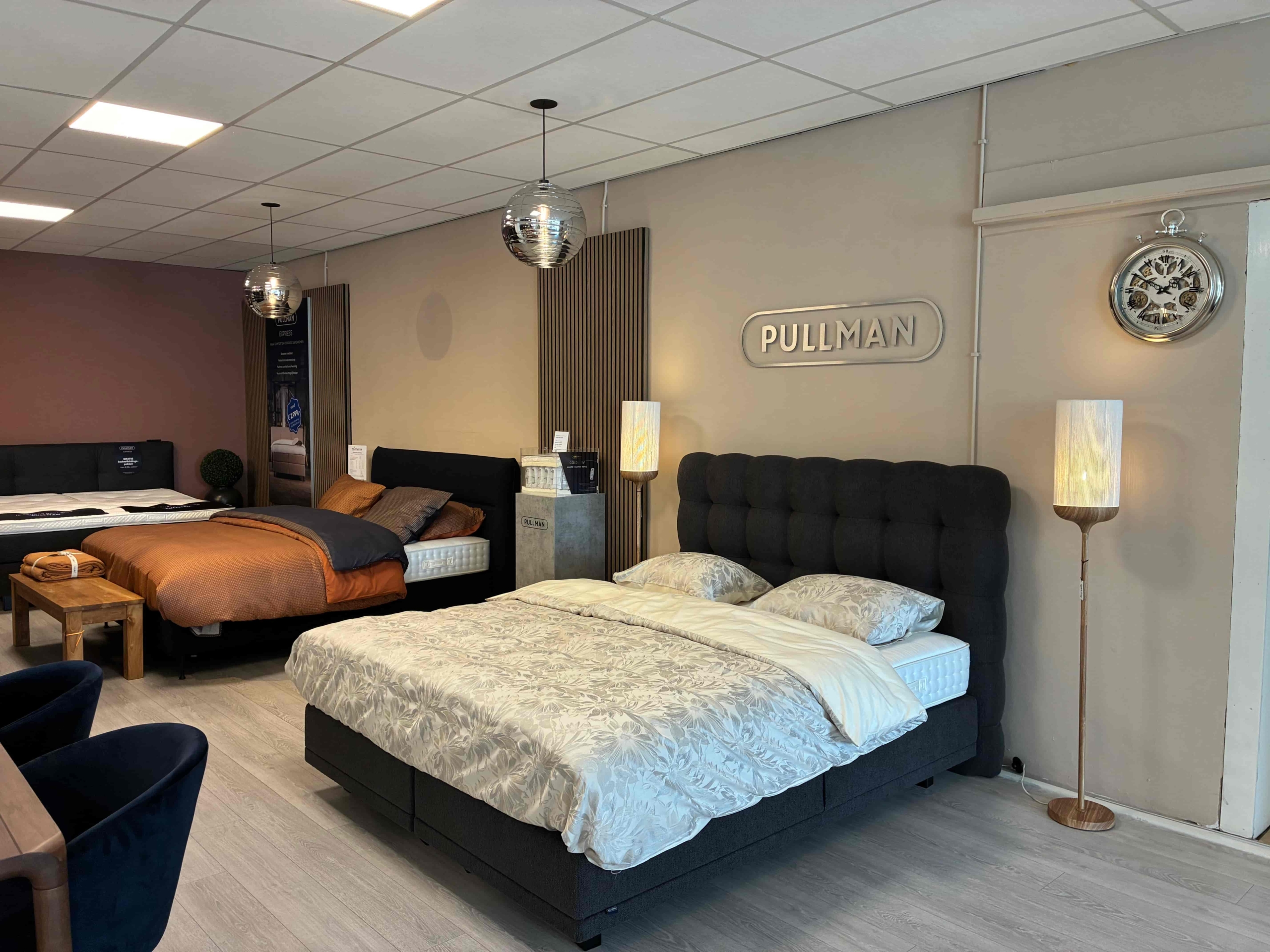Showroom Boxspringspecialist van der Horst Waddinxveen